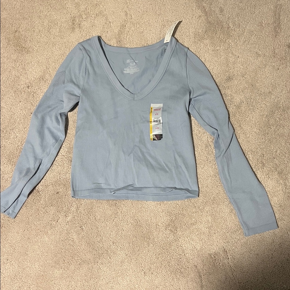 NWT size large no boundaries women’s no boundaries long sleeve top